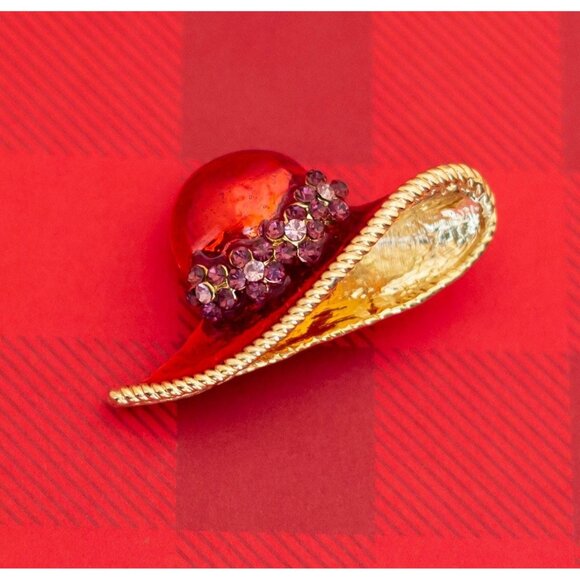 Vintage Red Hat Lady Brooch - O26 - Picture 1 of 2